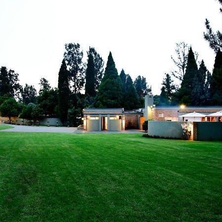 Five O'Clock Zen Boutique Guest House Centurion Exteriör bild