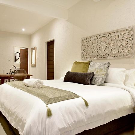 Five O'Clock Zen Boutique Guest House Centurion Exteriör bild