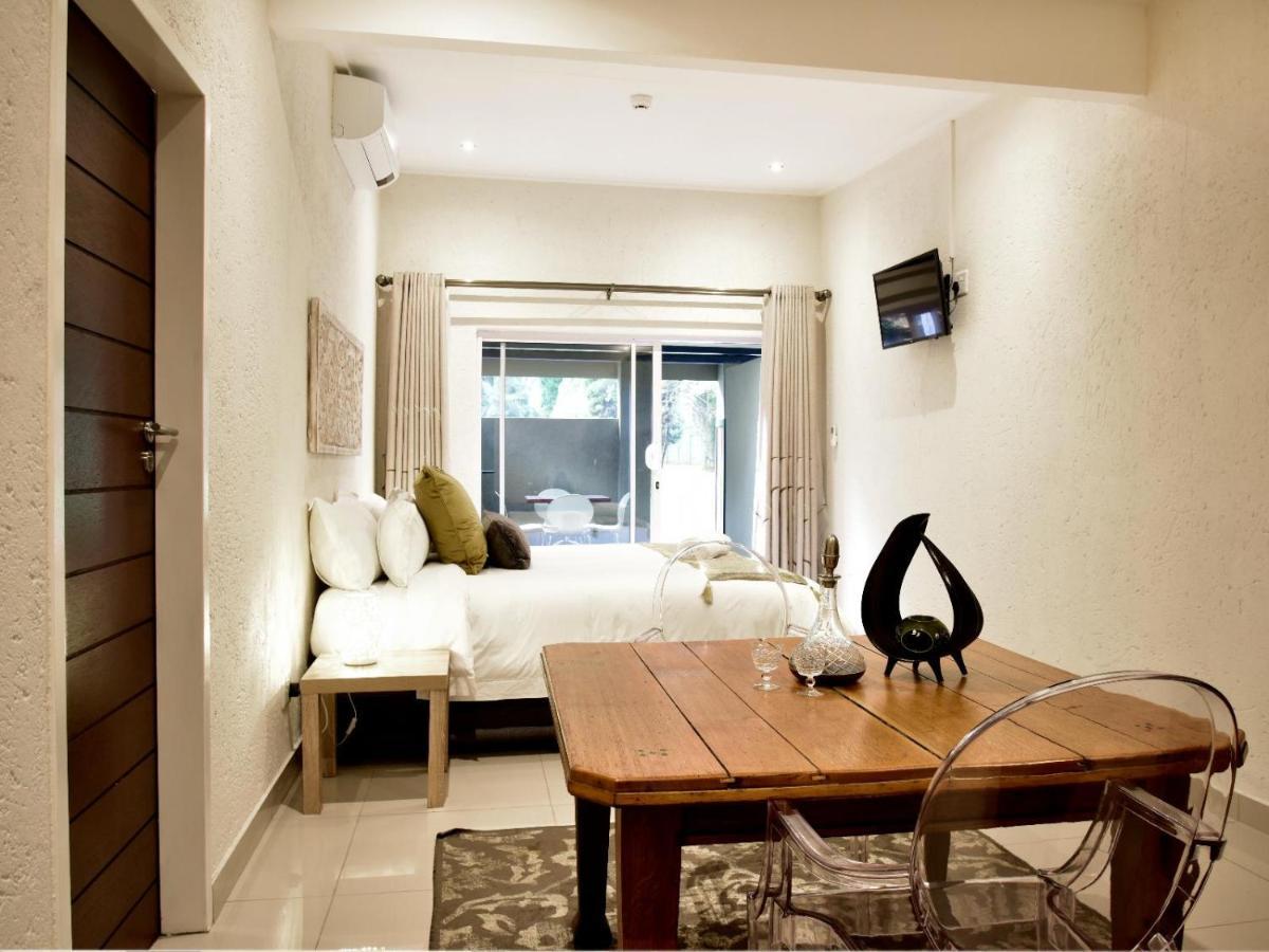 Five O'Clock Zen Boutique Guest House Centurion Exteriör bild